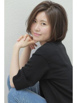 ワゴンバイアフロート(Wagon by afloat) 抜け感グラショートボブ