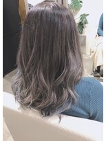 ヘアサロン リリアナ(hair salon LiLiana)&nbsp;シルバーアッシュ