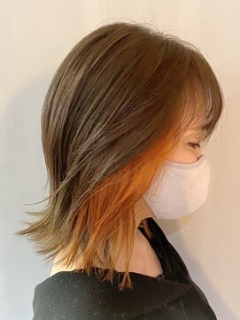 オーストヘアジジ(Aust hair Gigi) ボブウルフ×ミントグリーンインナー イヤリングオレンジkiyo