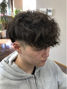 【カット\3300/カット+GROOMINGスパ\4950～】ON/OFFで簡単にスタイリングできるデザインをご提案！