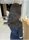 オリーブベージュ