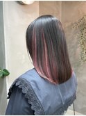ミディアム　インナーカラー　赤　ピンク　推しカラー