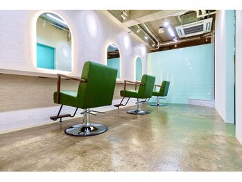 髪質改善 縮毛矯正 amuse 関内