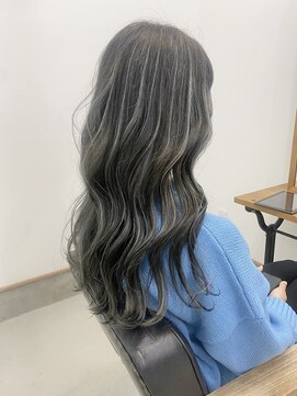 ヴィアルス 美園店(VIARS) グレーハイライトカラー