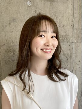 ハーフアンドハーフ(HALF and HALF) ブリーチ無しダブルカラー/オリーブベージュ/レイヤーカット