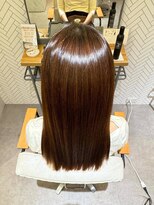 ニノット 武蔵小杉(○nino.)&nbsp;メルティカラー/フェミニンロング/似合わせカット/髪質改善