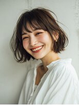 ヒマル 学芸大学(Himaru)&nbsp;大人女性/ヘアセット/前髪/ボブルフ/ネビージュ/小顔/ワンレン