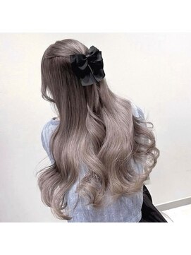 ミル 心斎橋(MIL) グレージュカラー