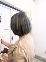 ヘリア(HELIA)&nbsp;【白髪ぼかしバレイヤージュスタイル】