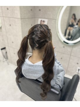 ヘア サロン クラン 東心斎橋店(hair salon clan) 編み込みツインテール