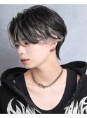ホワイトシルバーインナーカラーセンターパート