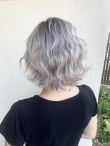 アリープアウル(ALEAP owl)&nbsp;ホワイトカラー[ハイトーンカラー/ホワイトブロンド/20代/30代]