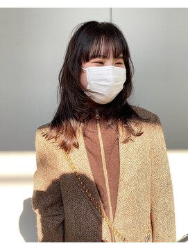 モルニ(MORNI) 髪質改善トリートメント_マロンベージュ Aラインボブ かきあげ