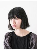 くせ毛風ボブ＋インナーカラーでポイントでダークグレー