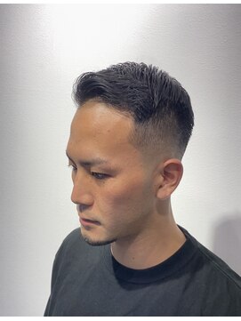 サップ 茨木店(Sup) 茨木フェードカット/新大阪スキンフェード/吹田フェードカット