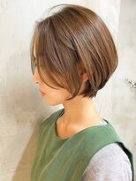 ジュイール(jouir) ショートカットショートボブミルクティーベージュカラー前髪なし