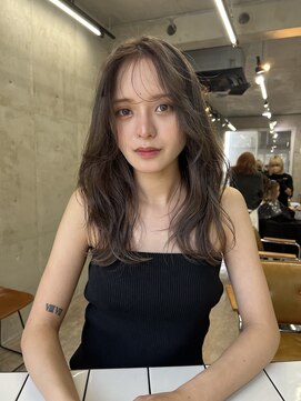 ソルトウォーター(SALT WATER) ピンクベージュ/イメチェン/ハイトーン/ブリーチ/恵比寿/代官山