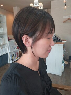 ミエル(miel) 京都の大人女性へ、小顔に見えるショートカット。