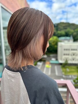 ビアージュ(Viage) #インナーカラー #イヤリングカラー #ベージュ #ウルフ #くびれ