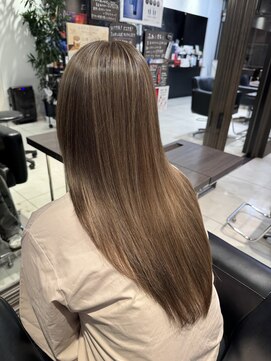 ヘアーサロンデフォーエバールークス(hairsalon de Forever Lux) 白髪もぼかせる!コントラストハイライトグレージュ♪