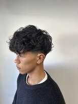 イッヒ 茅ヶ崎(IHHI)&nbsp;スペインカール/テーパーフェード/ツーブロパーマ