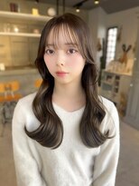 カシュカシュ 表参道(cache cache)&nbsp;レイヤーカットハッシュカット顔周りレイヤーワンホンレイヤー