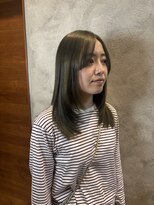 モスト ブリヤン(MOST BURYAN)&nbsp;レイヤー×オリーブカラー 20代/30代