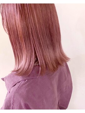 アリエッタ アザブ(ARIETTA AZABU) 《オオタキマサシ》N.カラー ピンクベージュ 切りっぱなしボブ