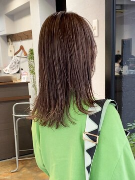 ノラ ウメダ(NORA UMEDA) 【NORA UMEDA 高木】２０代３０代◎細めホワイトハイライト