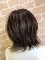 エルフゥ(Elle fou)&nbsp;くびれレイヤー　インナーカラー　シルバーカラー