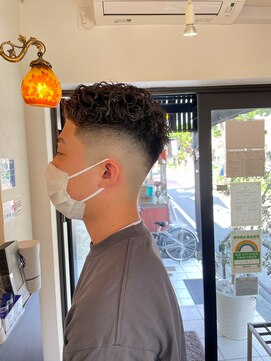 ティーズ バーバー T's BARBER 宮城リョータ風スキンフェードパーマ