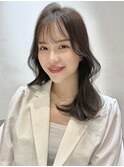 ミディアムヘア大人可愛いレイヤーカット韓国ヘアグレージュ