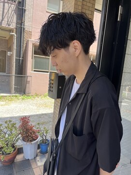 ハグ 横浜(HUG) ツイストスパイラル*前下がりマッシュ