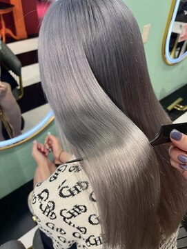 ルフレ 新宿本店2nd(Reflet) シルバーアッシュ