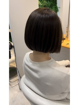 クレア 岡崎南店(CREA) ボブスタイル♪グロスオリーブ