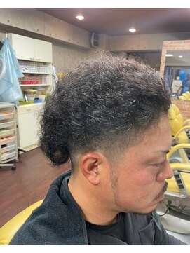 アップ(UP) ソフトアフロ&フェードツーブロ