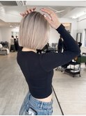 【海外HAIR】シャドウルーツハイトーンボブ