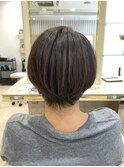 30代40代50代耳かけショート前髪ありハンサムショートカット