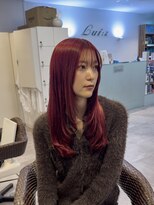 ルィーズ(Lui:z) 韓国風レイヤーカット×チェリーレッド
