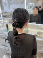 結婚式 二次会 お呼ばれ 編みおろしポニー×金箔
