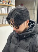 センターパートウルフ