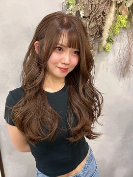 ハロー(...Hello) レイヤーカット ハッシュカット