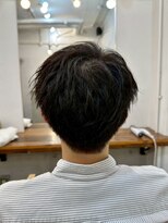 ファルベ(Farbe) ・スパイキーショートブルーブラックフェザーパーマサーフカール