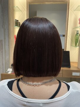 リブ(Riv.) 切りっぱなしボブ