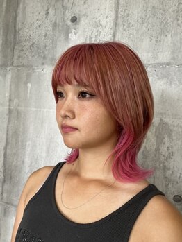 髪質改善と合わせて、より艶感のある洗練された垢抜けスタイルに＊