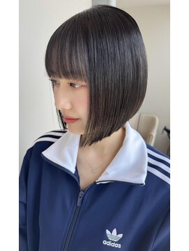 シー(The She's) compact bob