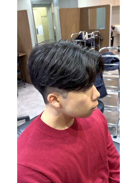 エクシア 渋谷店(EXCIA) 曲がる縮毛矯正 毛流れセンターパート