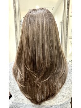 ヒーリングヘアーサロン コー(Healing Hair Salon Koo)の写真/マンツーマン施術で希望に添える♪隣の人を気にしない1階2階の小さなプライベートサロン♪