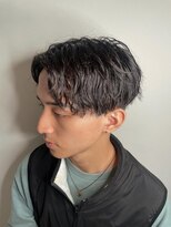 フィフスワン(fifth one) メンズカット/センターパート/ウルフ/スパイラル/波巻きパーマ