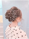 高めのアップヘア☆アクセで華やか